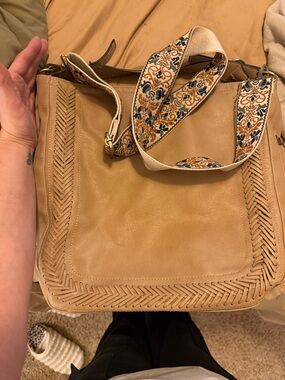 Tan Women's Leather Tote Bag with Embroidered Strap Jen & Co NWOT